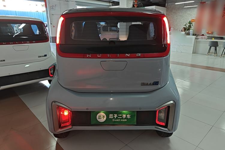 Used Wuling NAMMIEV 2021 Passion Edition Rear