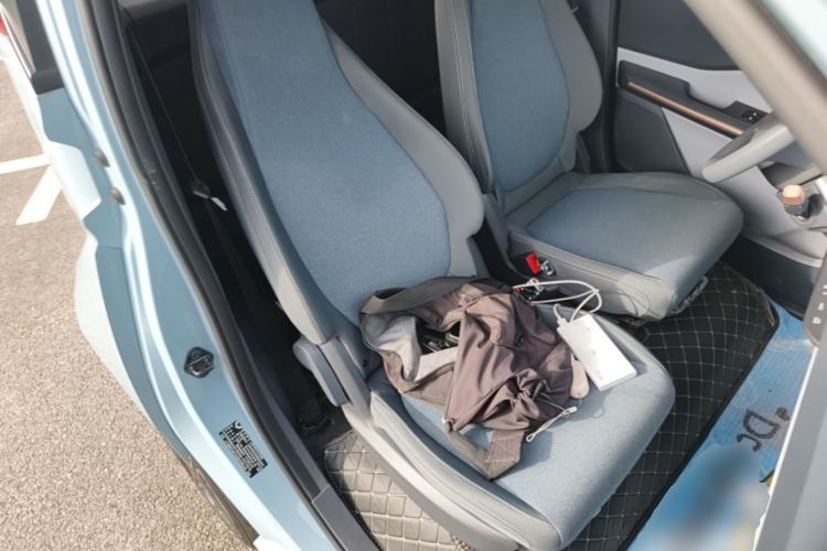 Used Wuling NAMMIEV 2021 Playful Model – High-Power Version Right Front Seat