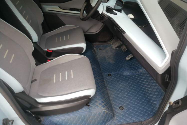 Used Wuling NAMMIEV 2021 Passion Edition Right Front Seat