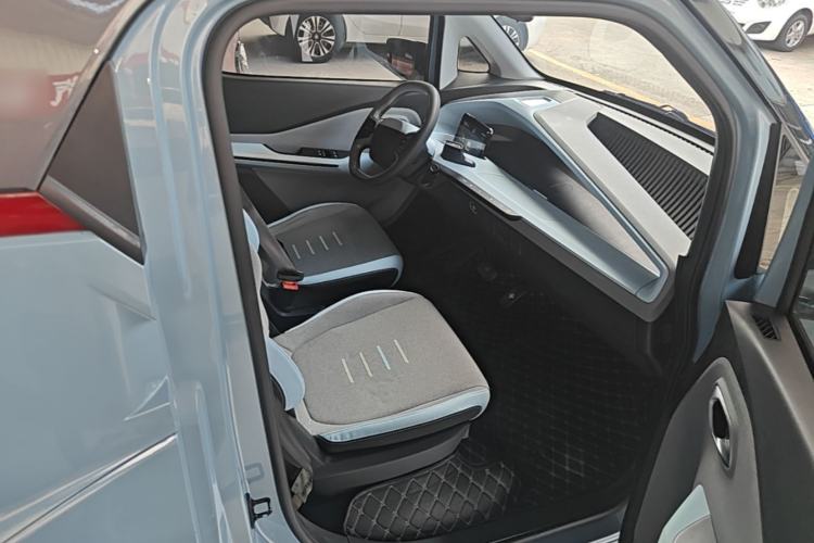Used Wuling NAMMIEV 2021 Passion Edition Right Front Seat