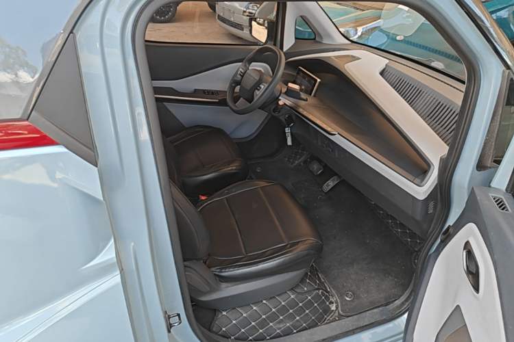 Used Wuling NAMMIEV 2021 - Play Edition Right Front Seat