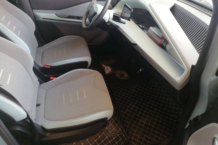 Used Wuling NAMMIEV 2021 Passion Edition Right Front Seat