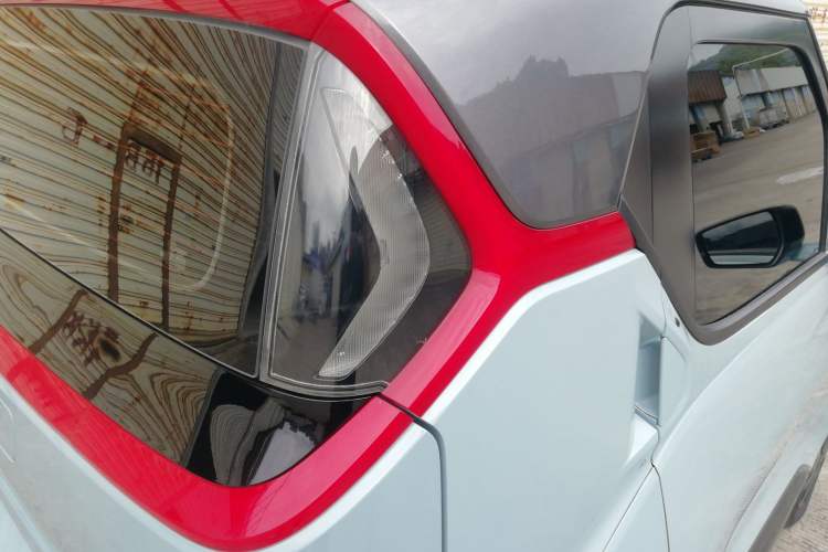 Used Wuling NAMMIEV 2021 Passion Edition Right Rear Taillight