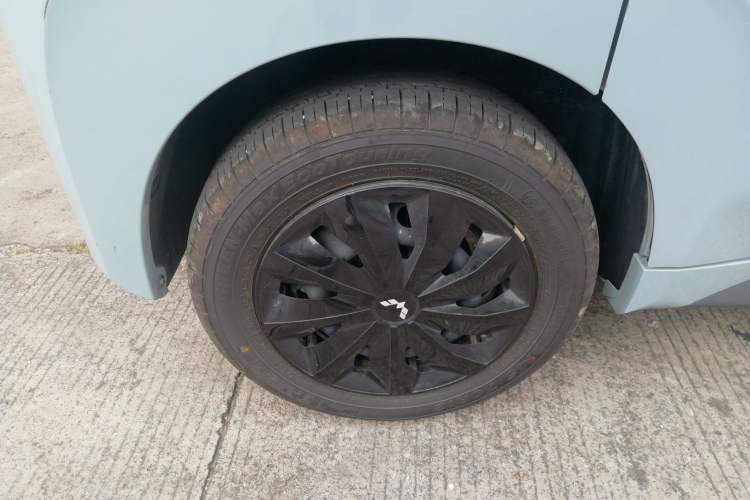 Used Wuling NAMMIEV 2021 Passion Edition Right Rear Wheel Hub
