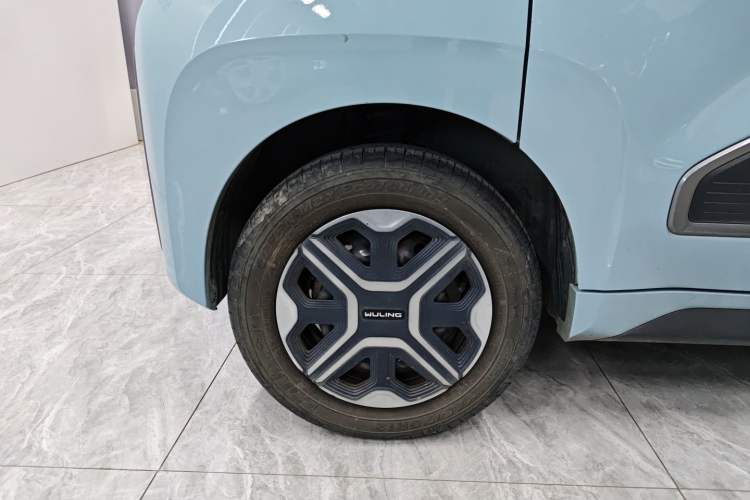 Used Wuling NAMMIEV 2021 Playful Model – High-Power Version Right Rear Wheel Hub