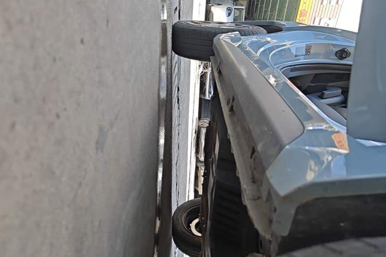 Used Wuling NAMMIEV 2021 - Play Edition Right Side Sill