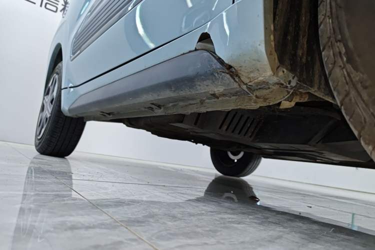 Used Wuling NAMMIEV 2021 Playful Model – High-Power Version Right Side Sill