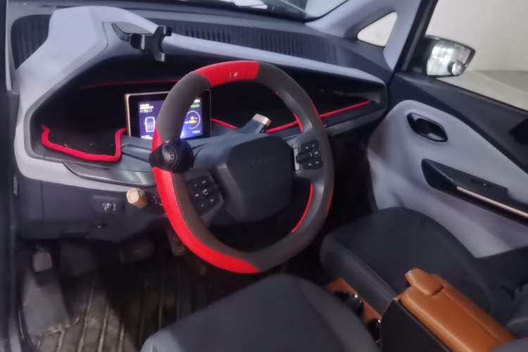 Used Wuling NAMMIEV 2021 Playful Model – High-Power Version Steering Wheel