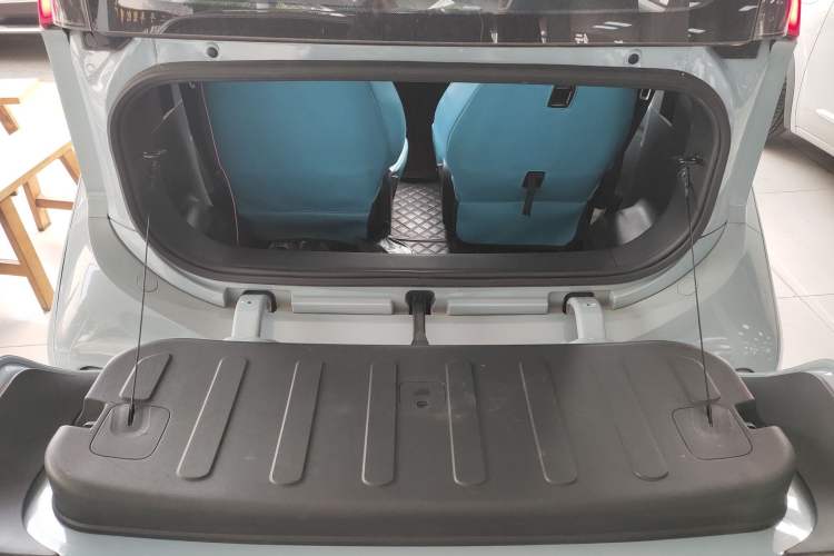 Used Wuling NAMMIEV 2021 Passion Edition Trunk
