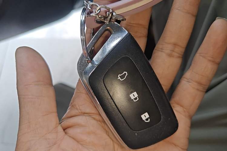 Used Wuling NAMMIEV 2021 Passion Edition Vehicle Key