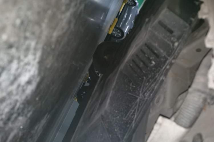 Used Wuling NAMMIEV 2021 Disney Zootopia – Judy Edition Chassis Front Right