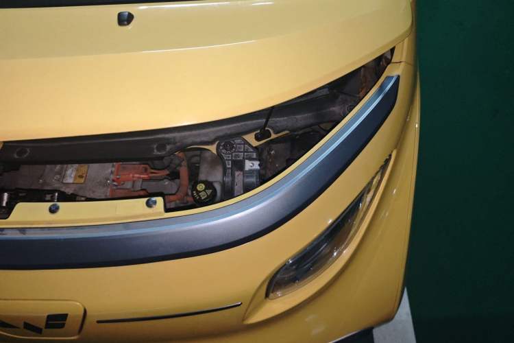 Used Wuling NAMMIEV 2021 - Play Edition Engine Bay Left