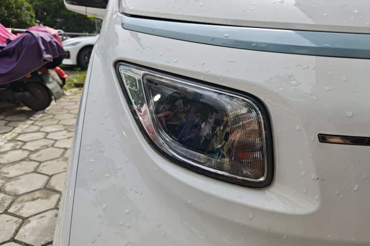Used Wuling NAMMIEV 2021 - Play Edition Right Front Headlight