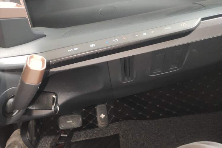 Used Wuling NAMMIEV 2021 - Play Edition Audio And AC Panel