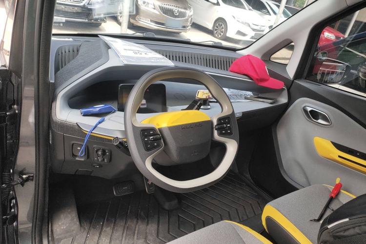 Used Wuling NAMMIEV 2021 Passion Edition Center Console
