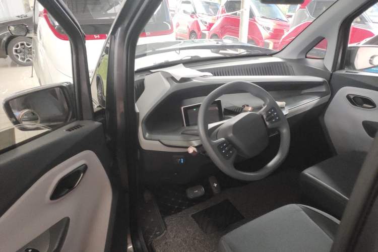 Used Wuling NAMMIEV 2021 - Play Edition Center Console