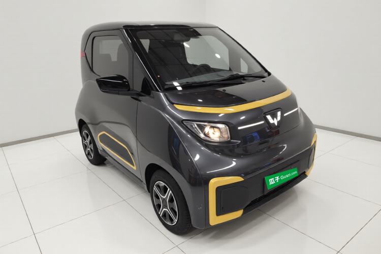 Used Wuling NAMMIEV 2021 - Play Edition Front Right 45 Deg