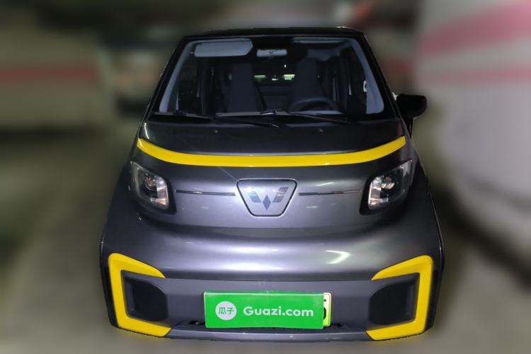 Used Wuling NAMMIEV 2021 Playful Model – High-Power Version Front