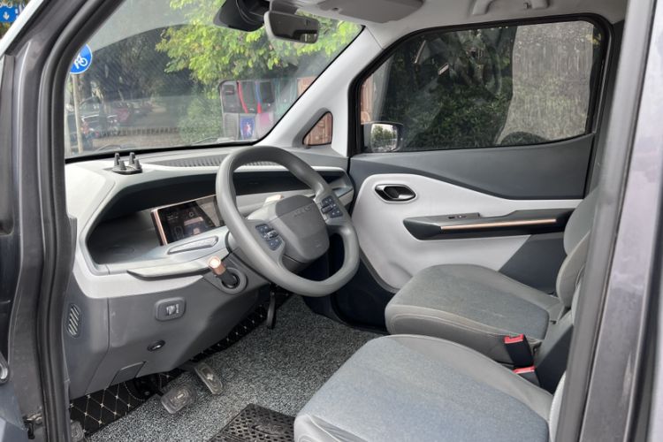 Used Wuling NAMMIEV 2021 Playful Model – High-Power Version Interior 5