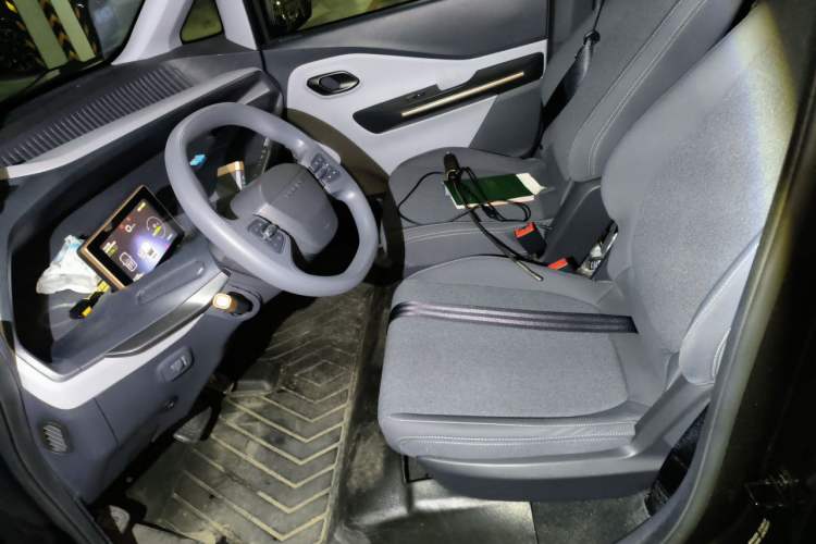 Used Wuling NAMMIEV 2021 Playful Model – High-Power Version Left Front Seat