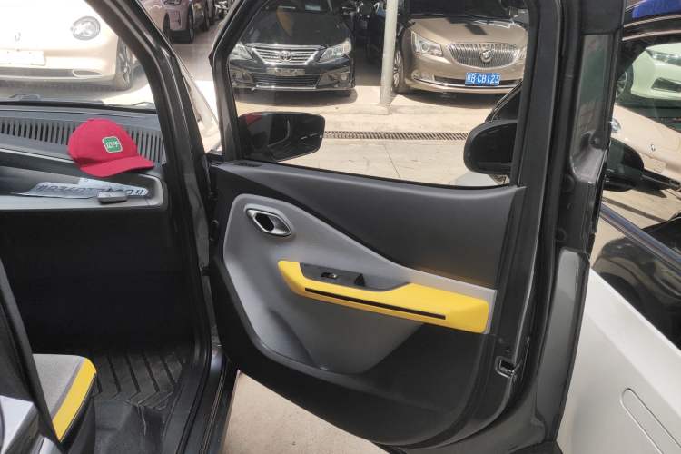 Used Wuling NAMMIEV 2021 Passion Edition Right Rear Door Interior