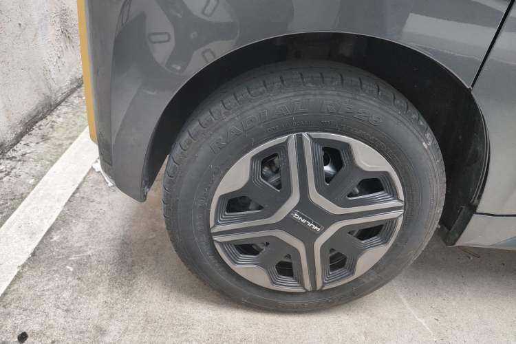 Used Wuling NAMMIEV 2021 Passion Edition Right Rear Wheel Hub