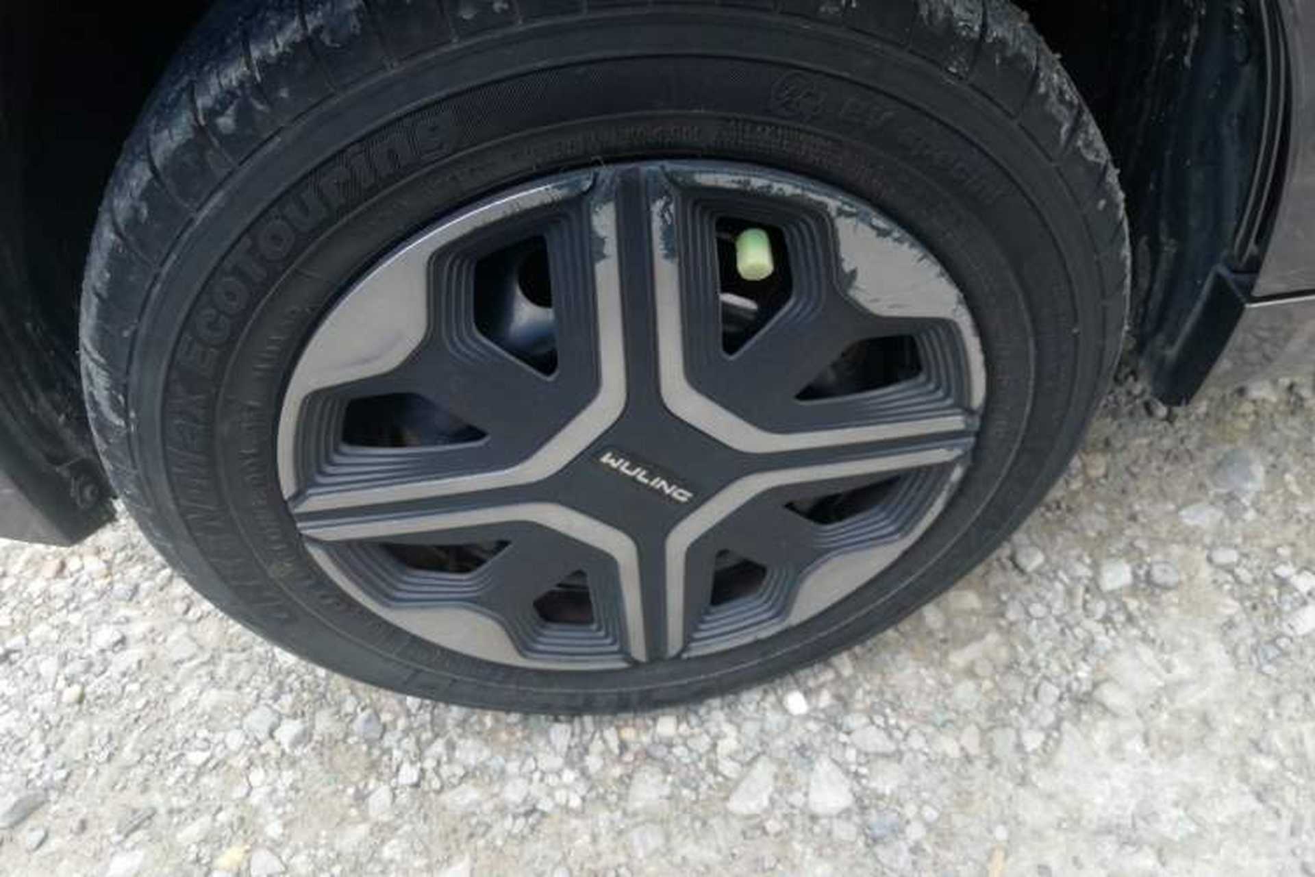Used Wuling NAMMIEV 2021 Playful Model – High-Power Version Right Rear Wheel Hub