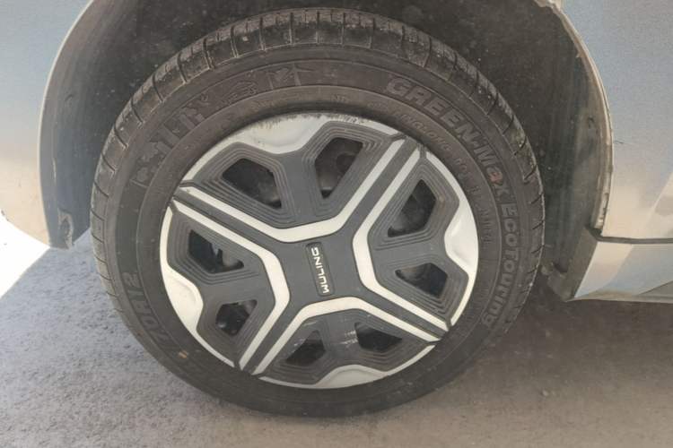 Used Wuling NAMMIEV 2021 Playful Model – High-Power Version Right Rear Wheel Hub