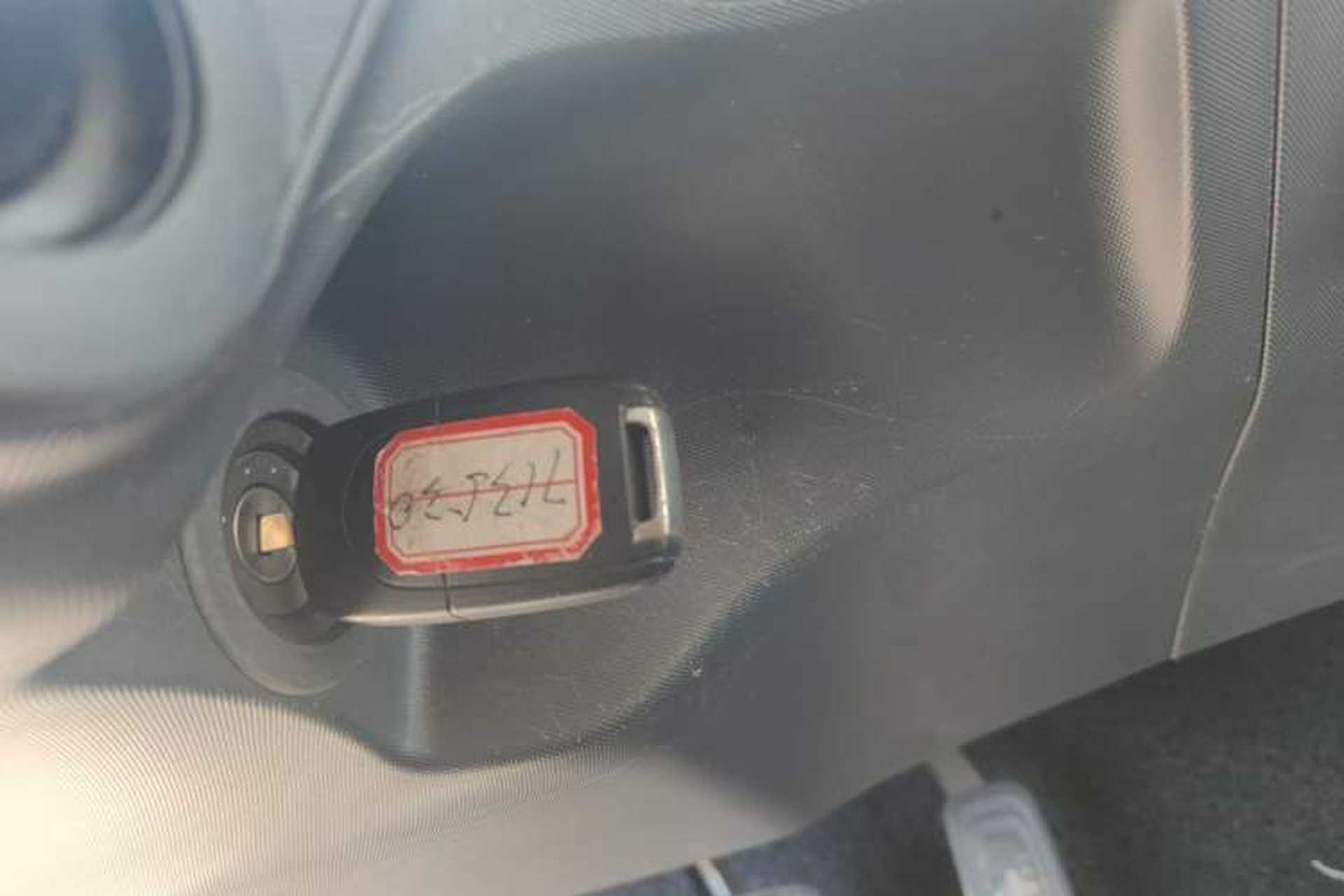 Used Wuling NAMMIEV 2021 Playful Model – High-Power Version Vehicle Key