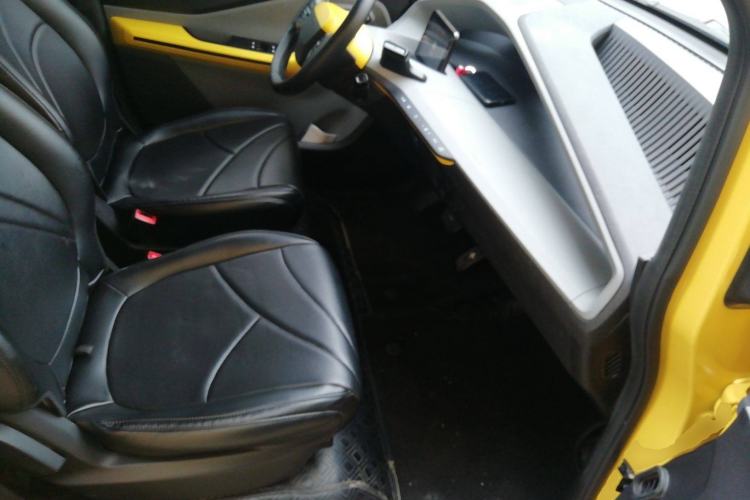 Used Wuling NAMMIEV 2021 Passion Edition Right Front Seat