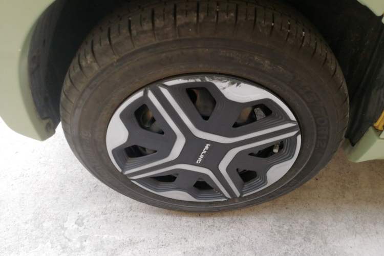 Used Wuling NAMMIEV 2021 Passion Edition Right Rear Wheel Hub
