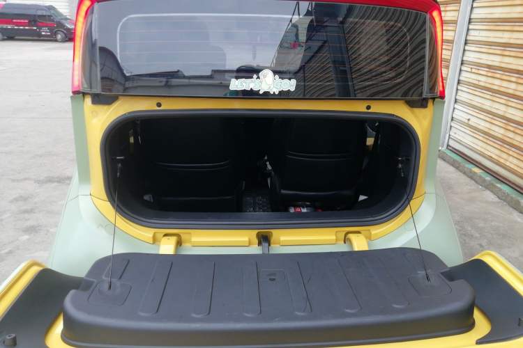 Used Wuling NAMMIEV 2021 Passion Edition Trunk