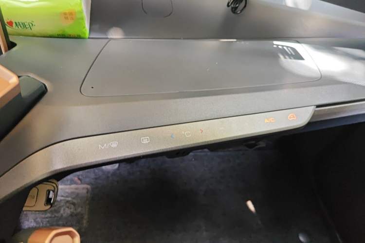 Used Wuling NAMMIEV 2021 - Play Edition Audio And AC Panel