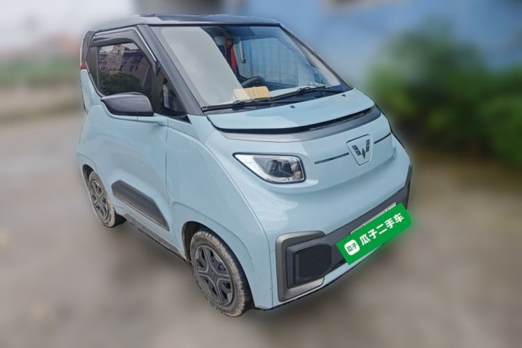 Used Wuling NAMMIEV 2021 Playful Model – High-Power Version Front Right 45 Deg