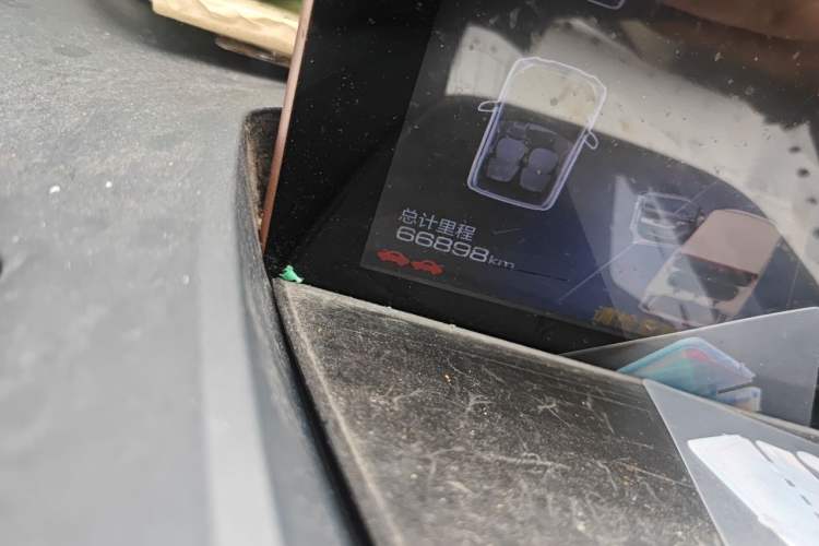 Used Wuling NAMMIEV 2021 Playful Model – High-Power Version Odometer Close Up