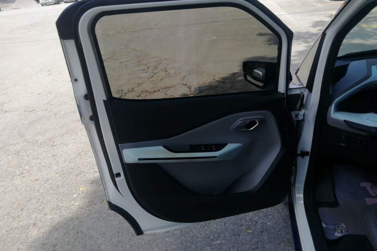Used Wuling NAMMIEV 2021 Passion Edition Left Front Door Interior