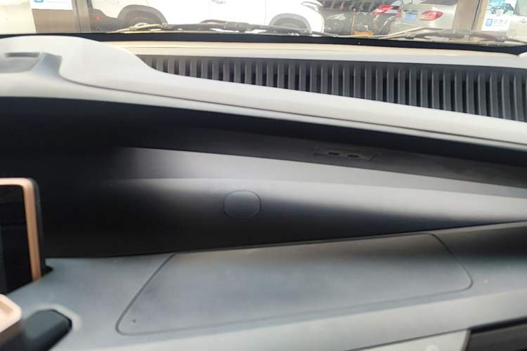 Used Wuling NAMMIEV 2021 - Play Edition Audio And AC Panel