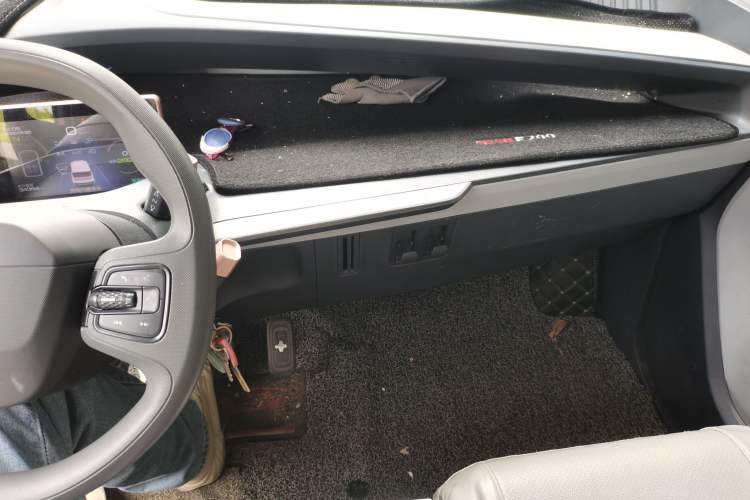 Used Wuling NAMMIEV 2021 Playful Model – High-Power Version Audio And AC Panel