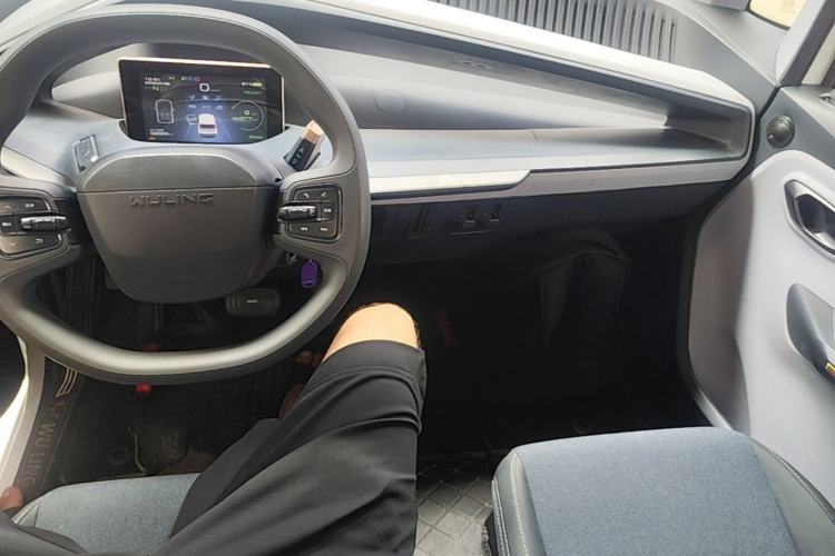Used Wuling NAMMIEV 2021 - Play Edition Center Console