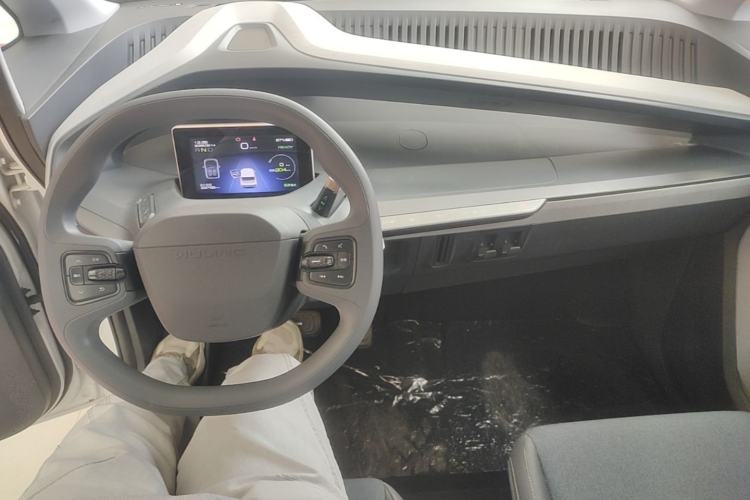 Used Wuling NAMMIEV 2021 Playful Model – High-Power Version Center Console