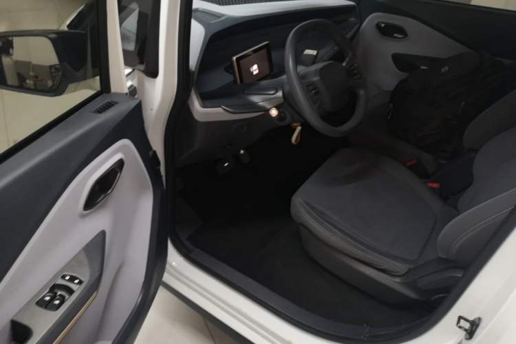 Used Wuling NAMMIEV 2021 - Play Edition Driver Seat