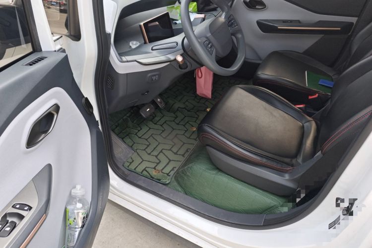Used Wuling NAMMIEV 2021 Playful Model – High-Power Version Driver Seat