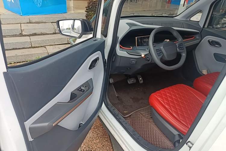 Used Wuling NAMMIEV 2021 Disney Zootopia Nick Edition Driver Seat