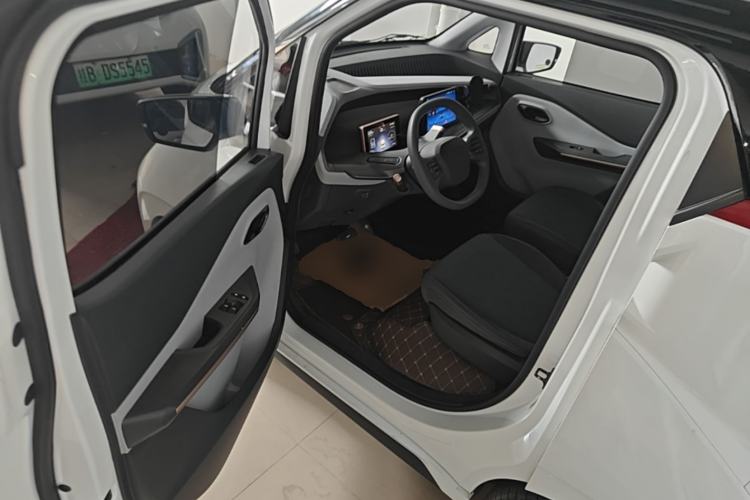 Used Wuling NAMMIEV 2021 Playful Model – High-Power Version Driver Seat