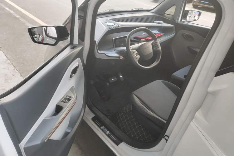 Used Wuling NAMMIEV 2021 - Play Edition Driver Seat