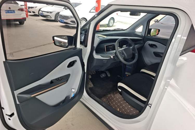 Used Wuling NAMMIEV 2021 - Play Edition Driver Seat