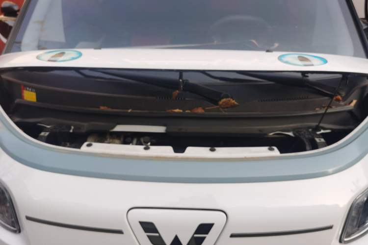 Used Wuling NAMMIEV 2021 Playful Model – High-Power Version Engine Bay