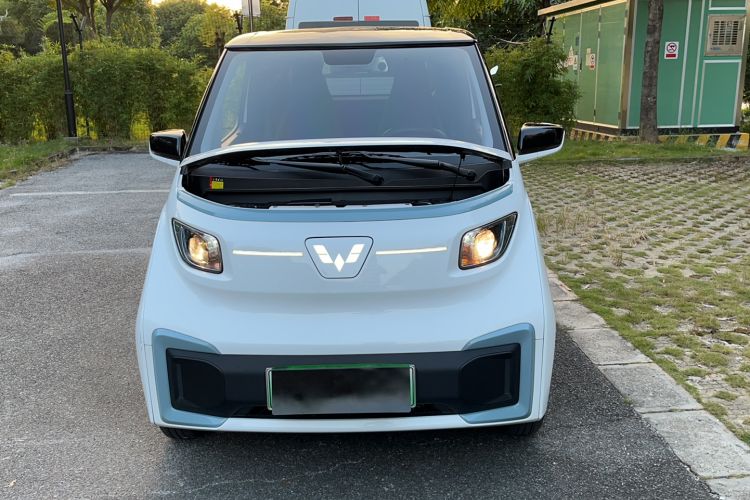 Used Wuling NAMMIEV 2021 Playful Model – High-Power Version Engine Bay