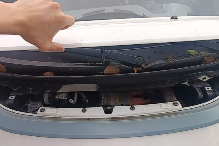 Used Wuling NAMMIEV 2021 Disney Zootopia Nick Edition Engine Bay