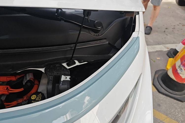 Used Wuling NAMMIEV 2021 Passion Edition Engine Bay Left
